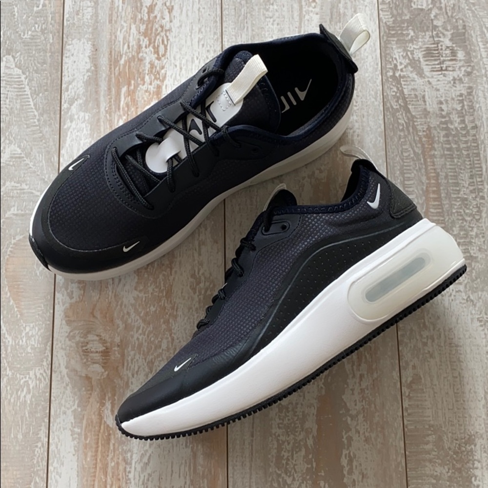 New Nike Air Max Dia black shoes - Picture 3 of 8